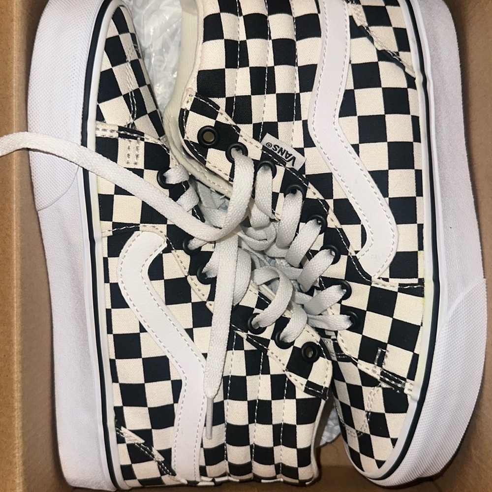 Vans brand new  size 6